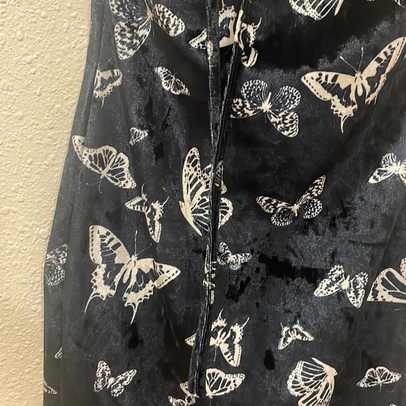 Butterfly Boutique High Neck Dress - Picture 6 of 7